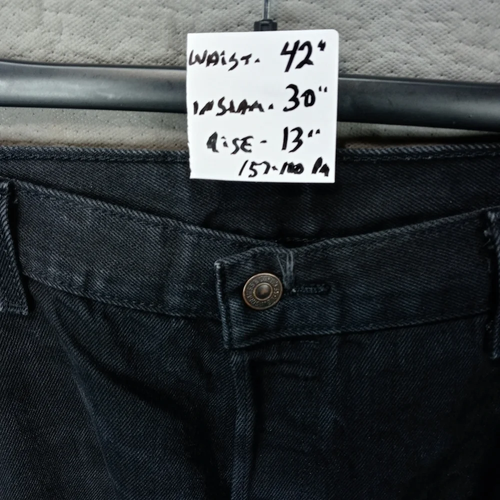 Levi's 501xx men's. Button fly. black jeans sz 42x30. Rise 13